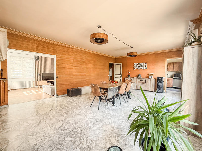 Maison - 165 m² - 6 pièces