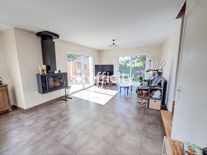 Maison - 110 m² - 5 pièces