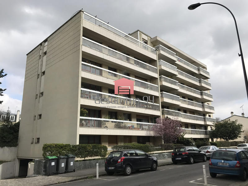 Parking / Garage - 18 m²