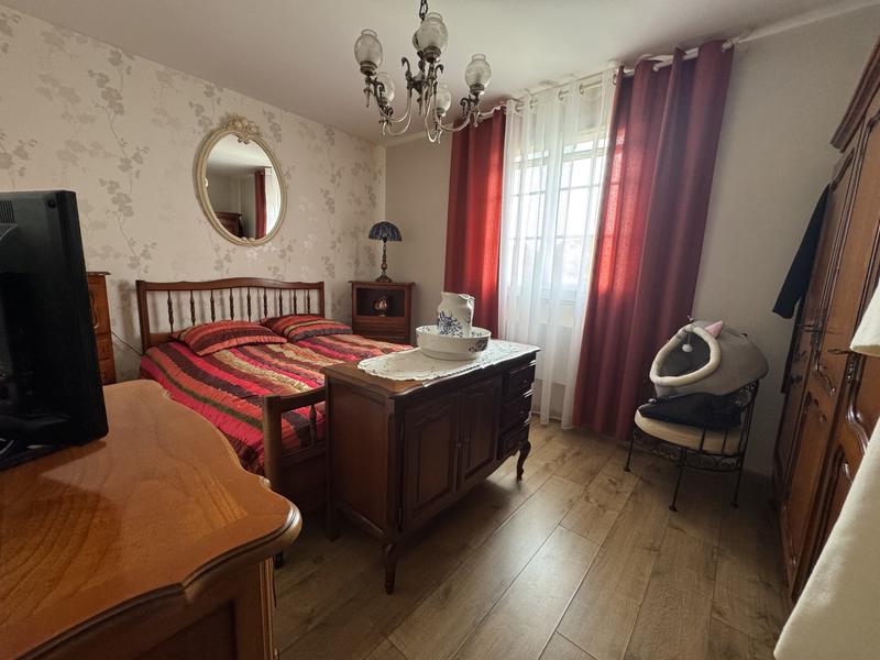 Viager - Maison traditionnelle - 240 m² - 6 pièces