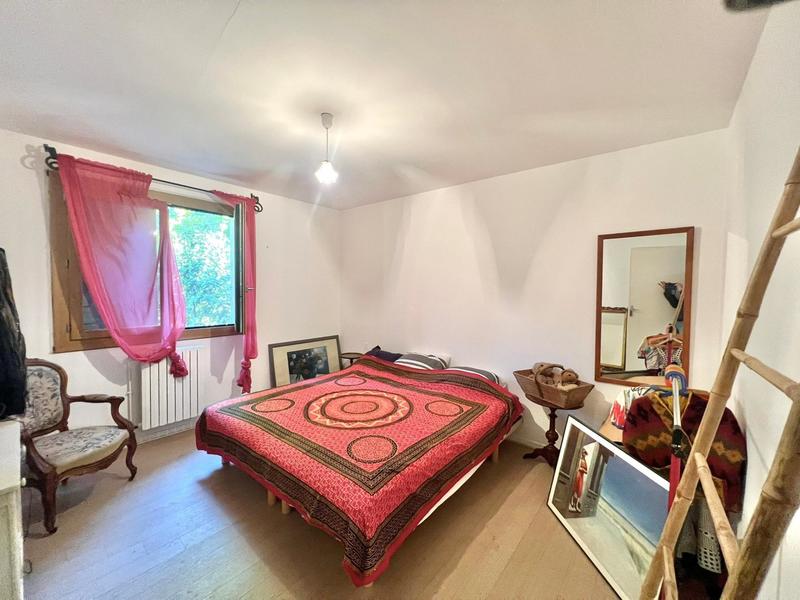 Maison - 282 m² - 9 pièces