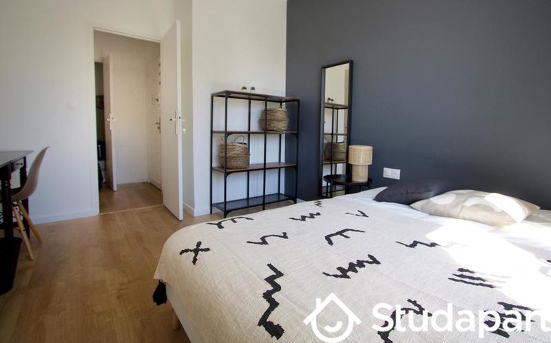 Chambre - 16 m² - 1 pièce