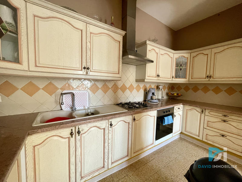 Maison - 197 m² - 6 pièces