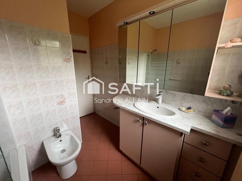 Maison - 94 m² - 5 pièces