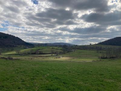 Maison - 358 m² - 2 pièces