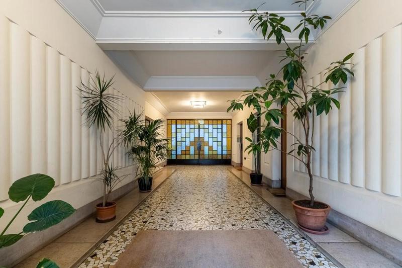 Studio - 30 m² - 1 pièce