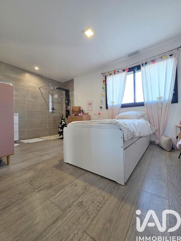 Maison de maîtres - 275 m² - 6 pièces