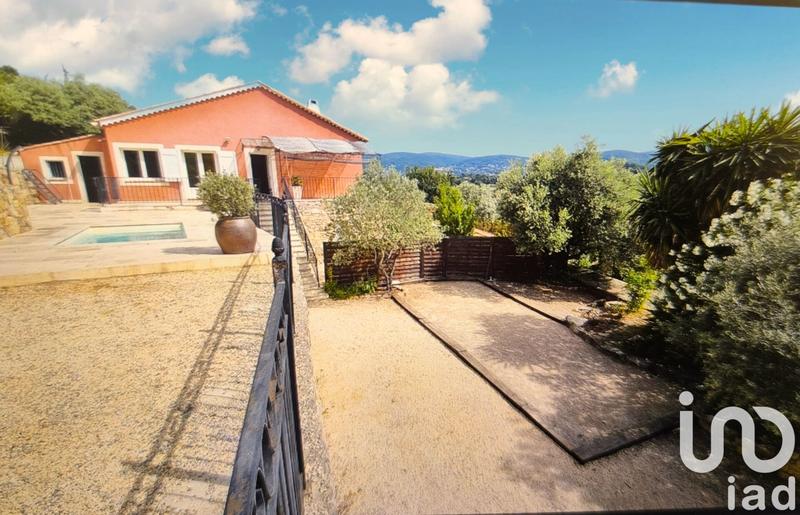 Maison - 93 m² - 4 pièces