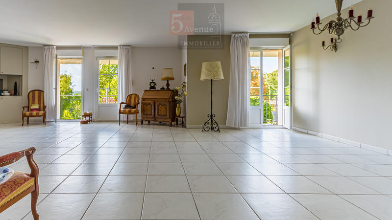 Appartement - 148 m² - 4 pièces