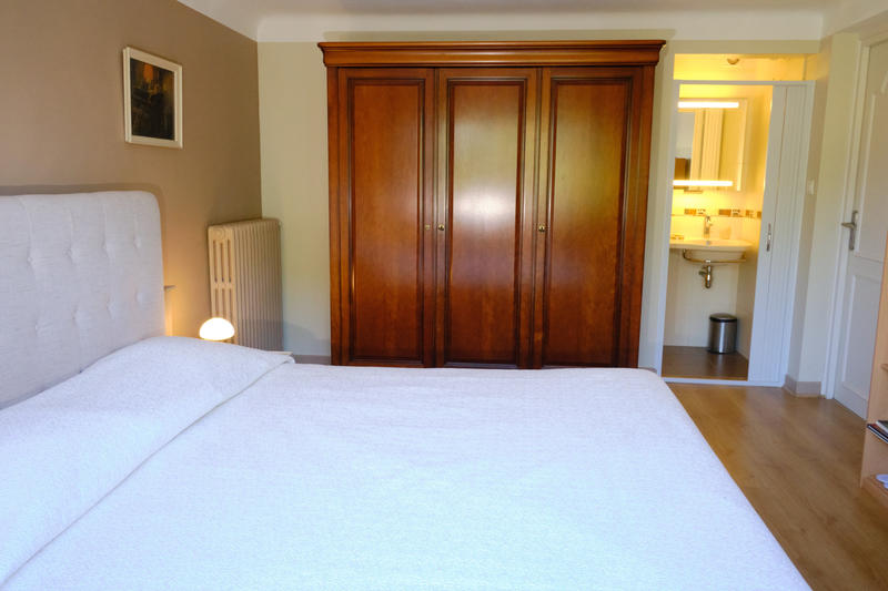 Propriété - 228 m² - 6 pièces