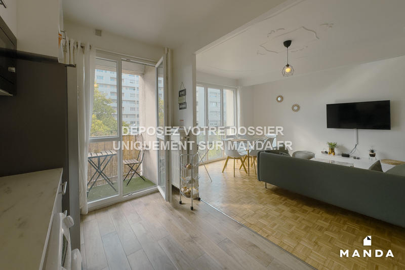 Chambre - 14 m² - 7 pièces