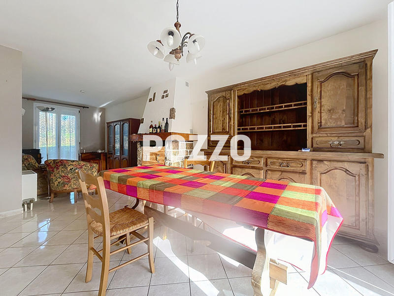 Maison - 80 m² - 6 pièces