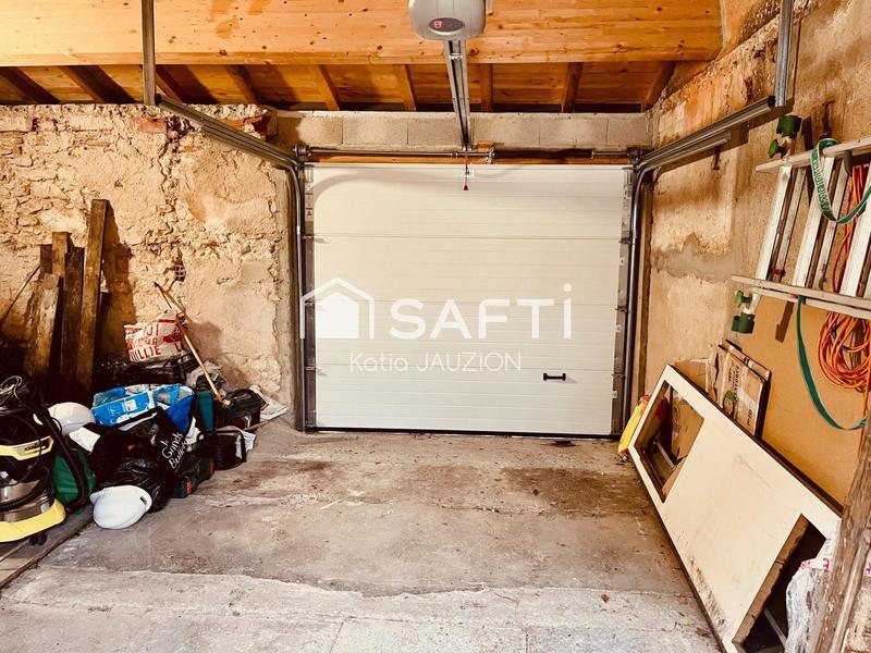 Maison - 180 m² - 8 pièces