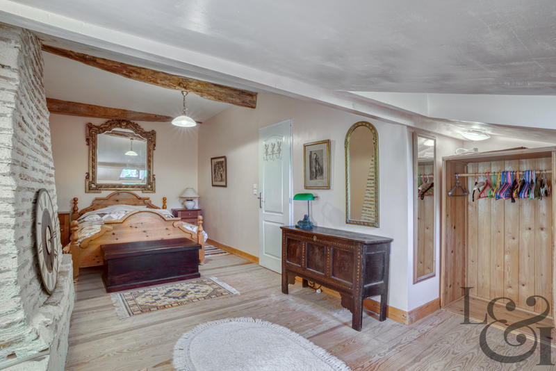 Maison - 145 m² - 7 pièces