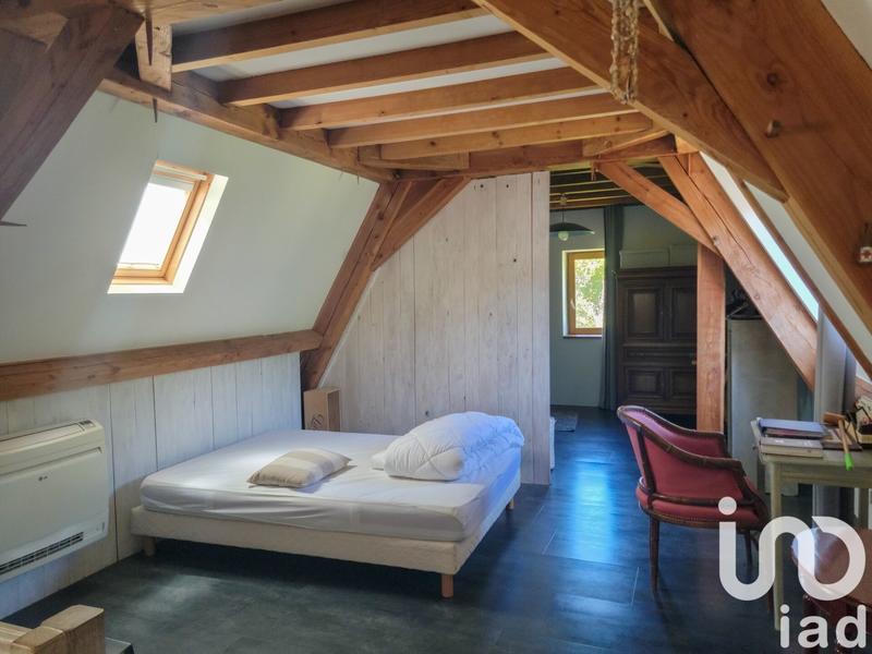 Maison - 180 m² - 7 pièces