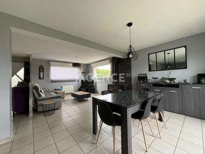 Maison - 120 m² - 5 pièces