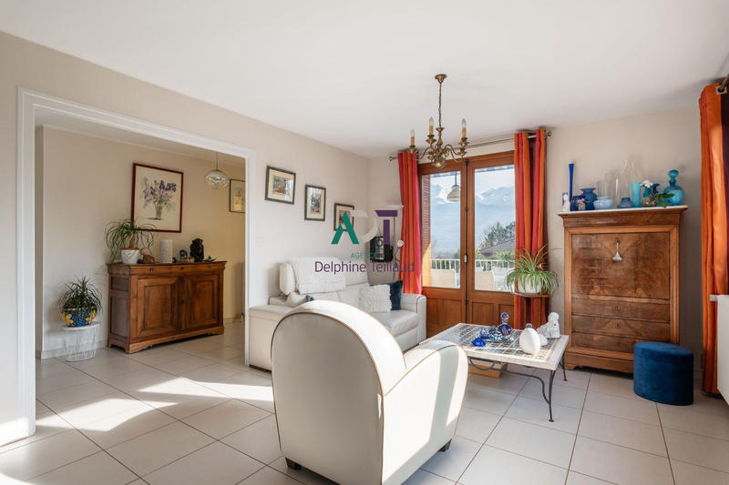 Maison - 92 m² - 5 pièces
