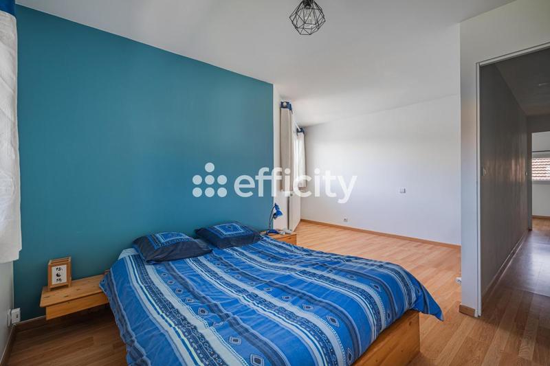 Maison - 169 m² - 6 pièces