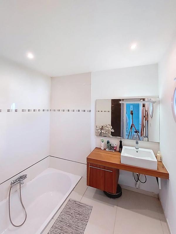 Villa - 138 m² - 5 pièces