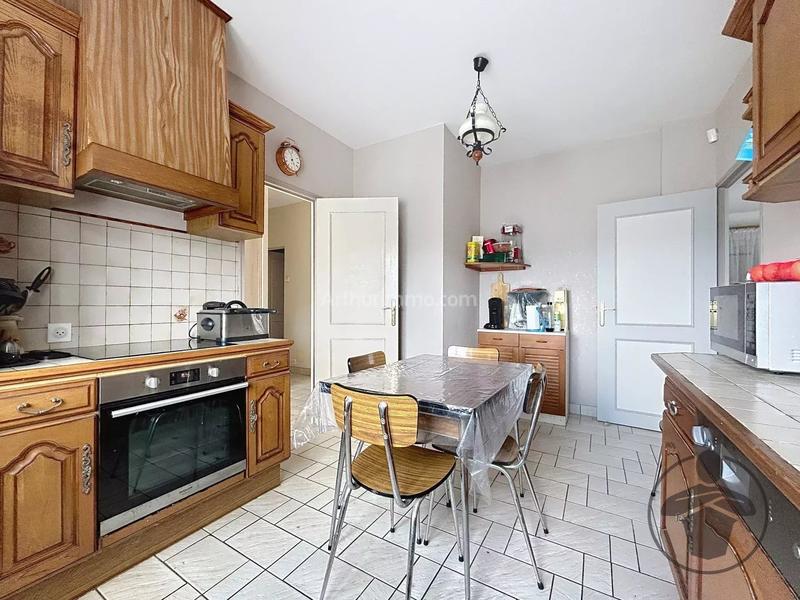 Maison - 140 m² - 5 pièces