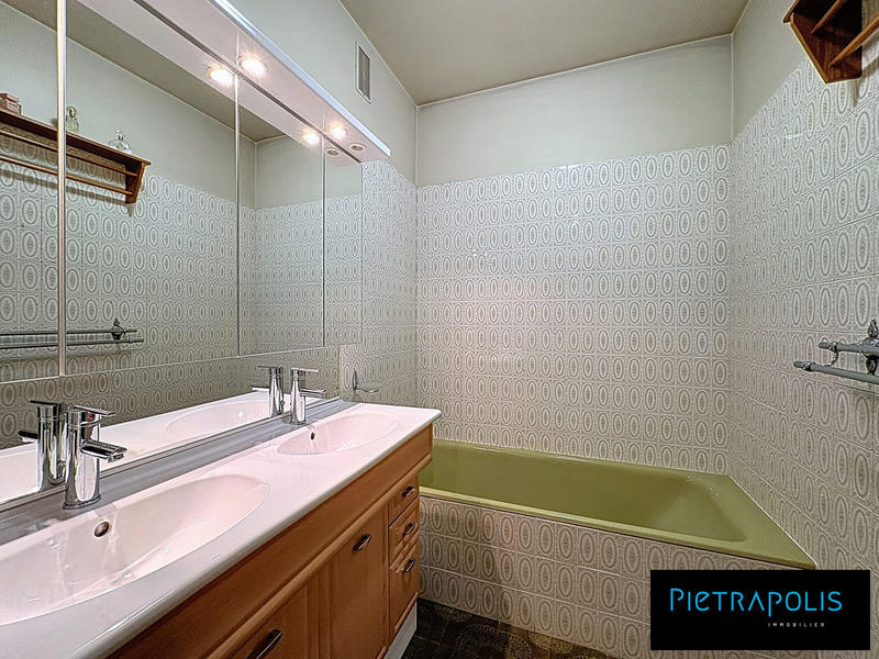 Appartement - 118 m² - 3 pièces