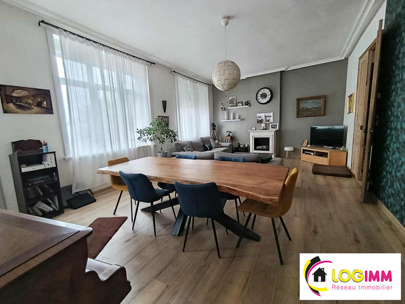 Maison - 203 m² - 10 pièces