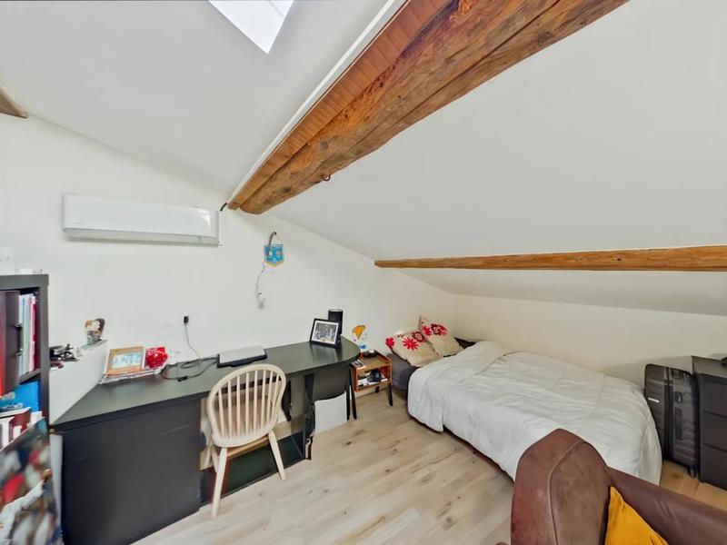 Maison - 198 m² - 5 pièces