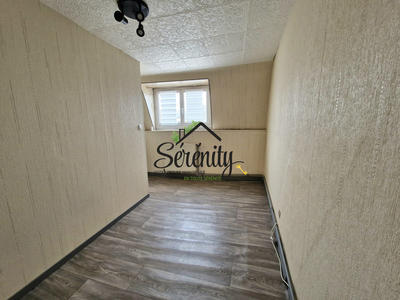 Maison - 85 m² - 5 pièces