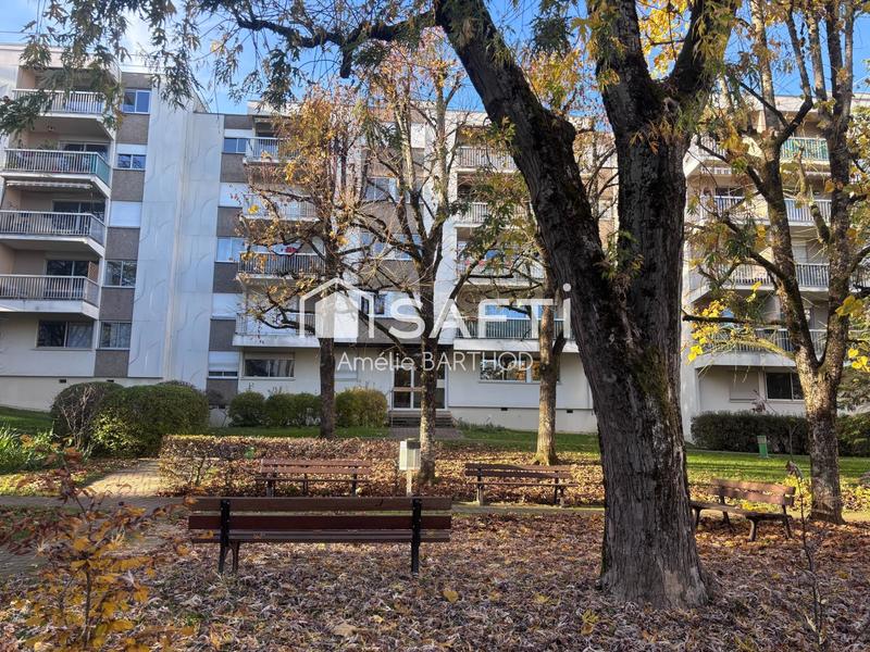 Appartement - 100 m² - 5 pièces