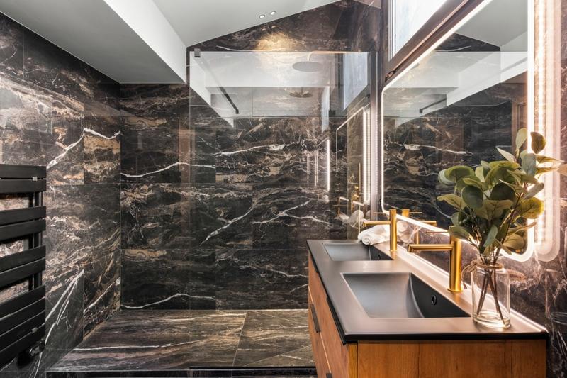 Appartement - 170 m² - 5 pièces