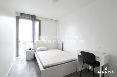 Chambre - 10 m² - 5 pièces