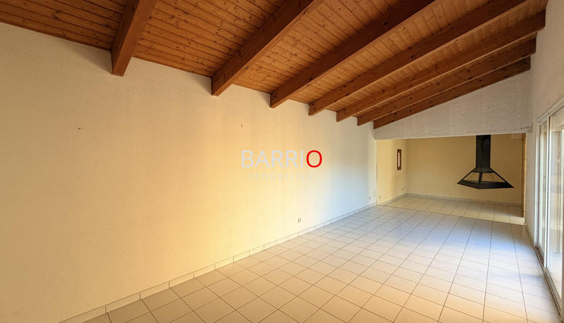 Maison traditionnelle - 155 m² - 5 pièces