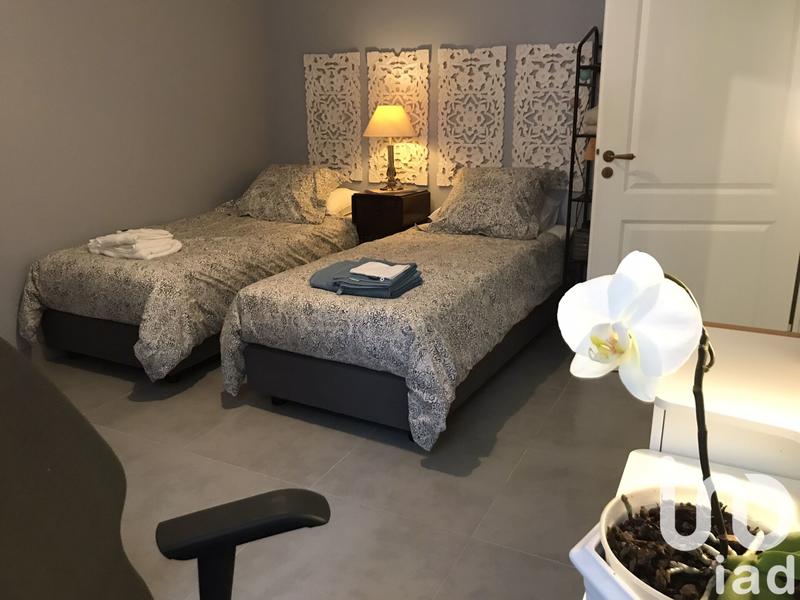 Maison - 713 m² - 16 pièces