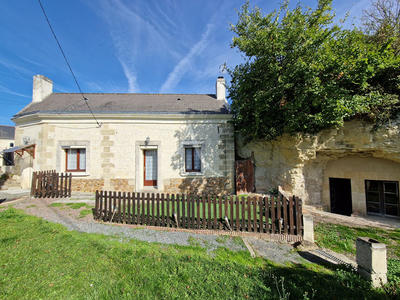 Maison - 102 m² - 4 pièces