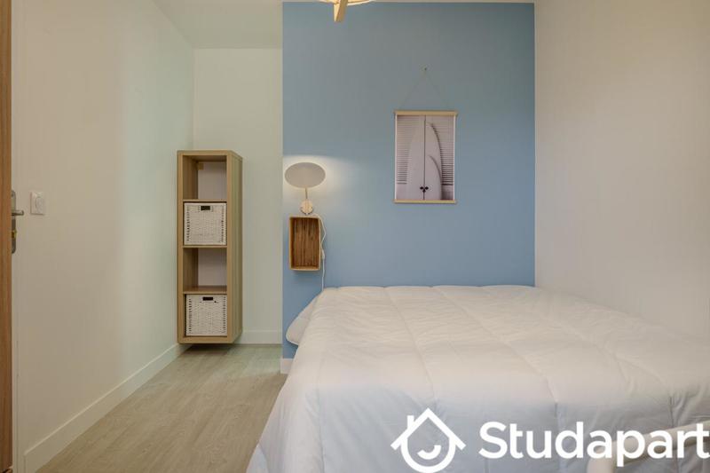 Chambre - 10 m² - 1 pièce