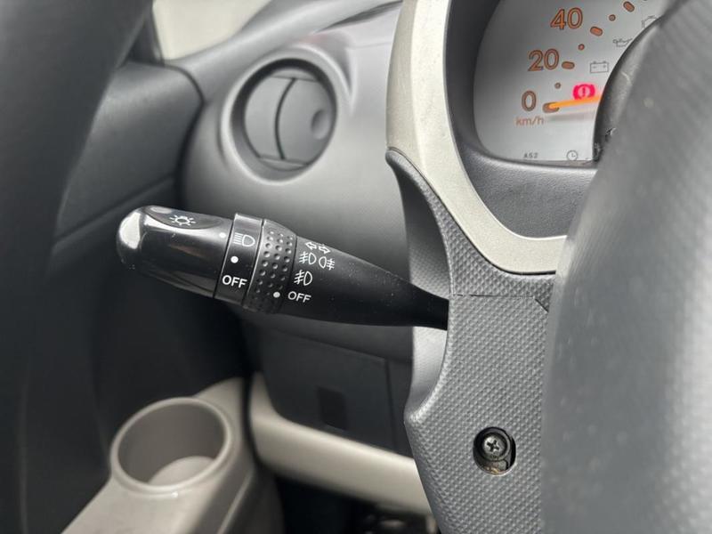 Daihatsu Sirion II 1.3 X