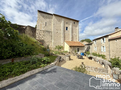 Maison - 180 m² - 4 pièces