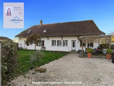 Maison - 195 m² - 8 pièces