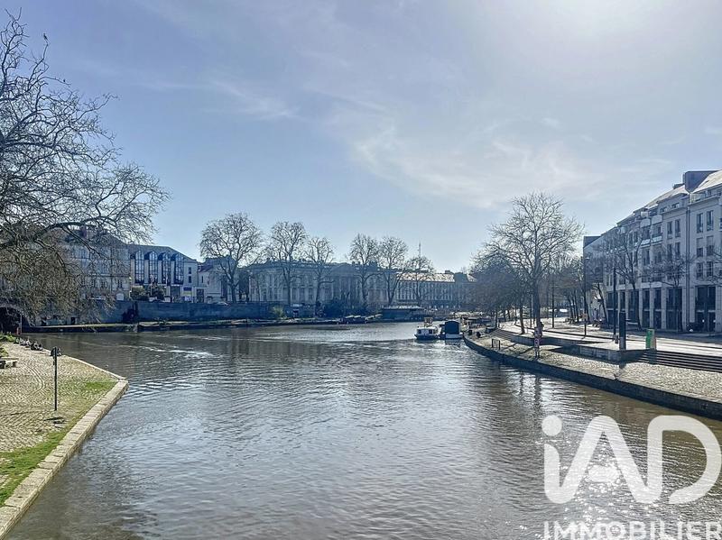 Appartement - 74 m² - 2 pièces