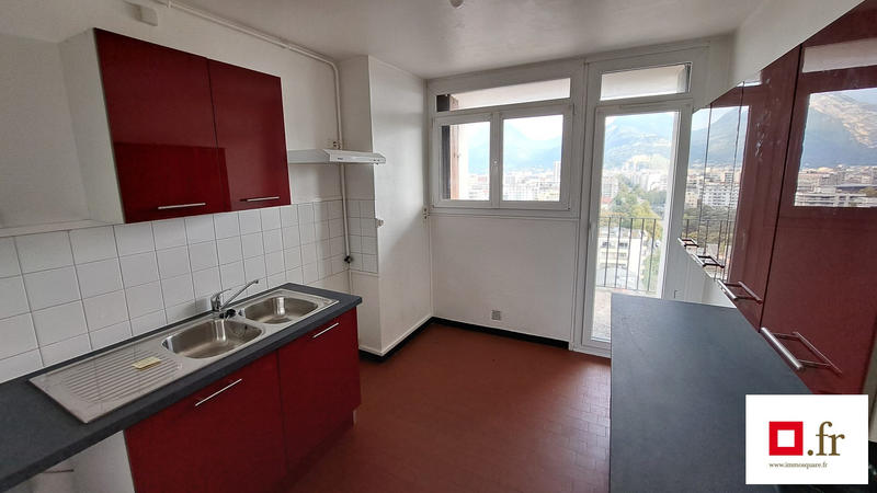 Appartement - 76 m² - 4 pièces
