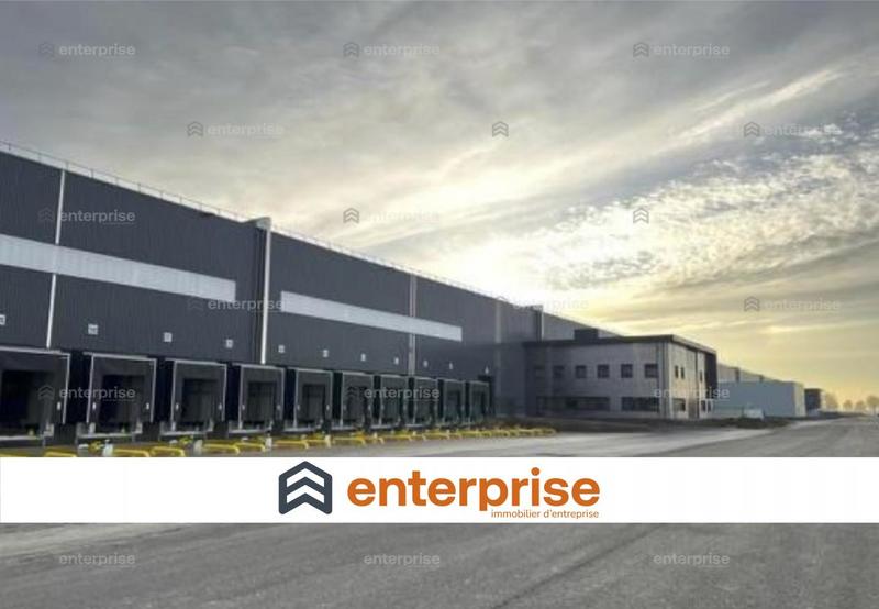 Entrepôt - 38 165 m²