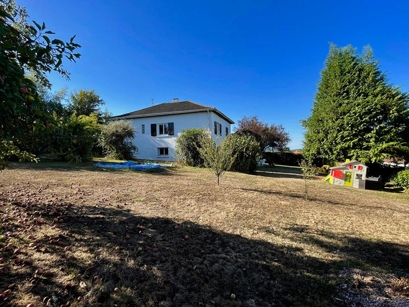 Maison - 143 m² - 7 pièces