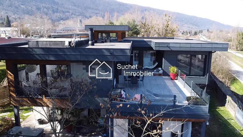 Maison - 400 m² - 10 pièces