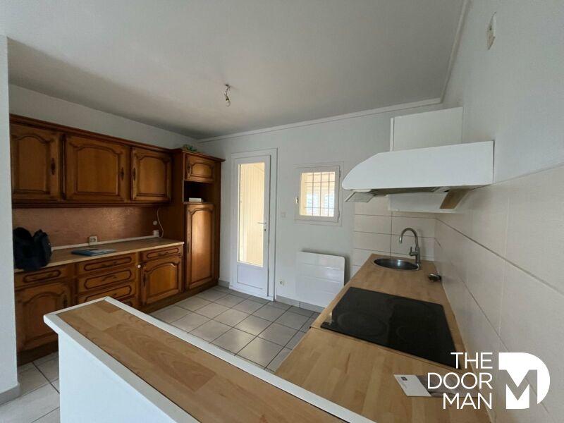 Maison jumelée - 86 m² - 5 pièces