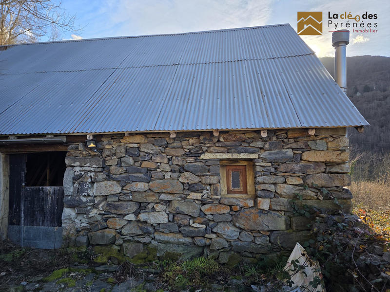 Maison ancienne - 105 m² - 3 pièces