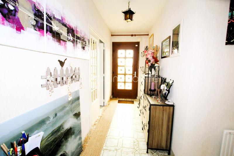 Maison traditionnelle - 100 m² - 5 pièces