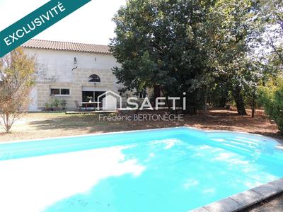 Maison - 217 m² - 9 pièces