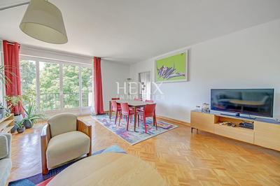 Appartement - 96 m² - 5 pièces