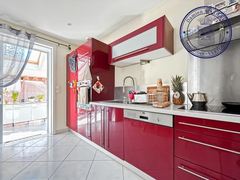 Maison - 114 m² - 8 pièces