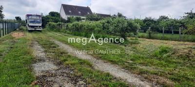 Terrain constructible - 840 m²